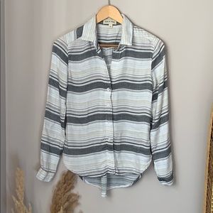Anthropologie Cloth & Stone Neutral Tone Button Up Size XS